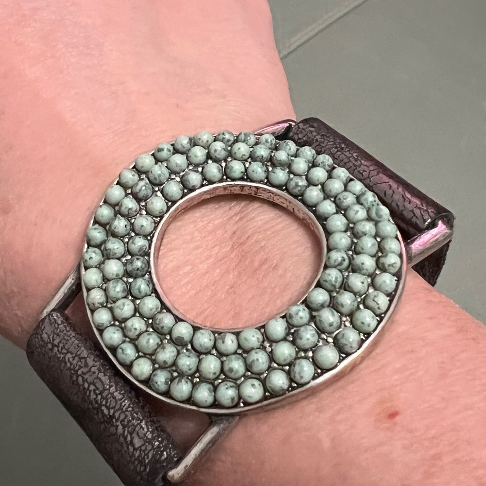 Two bracelets - Picture 4 of 4